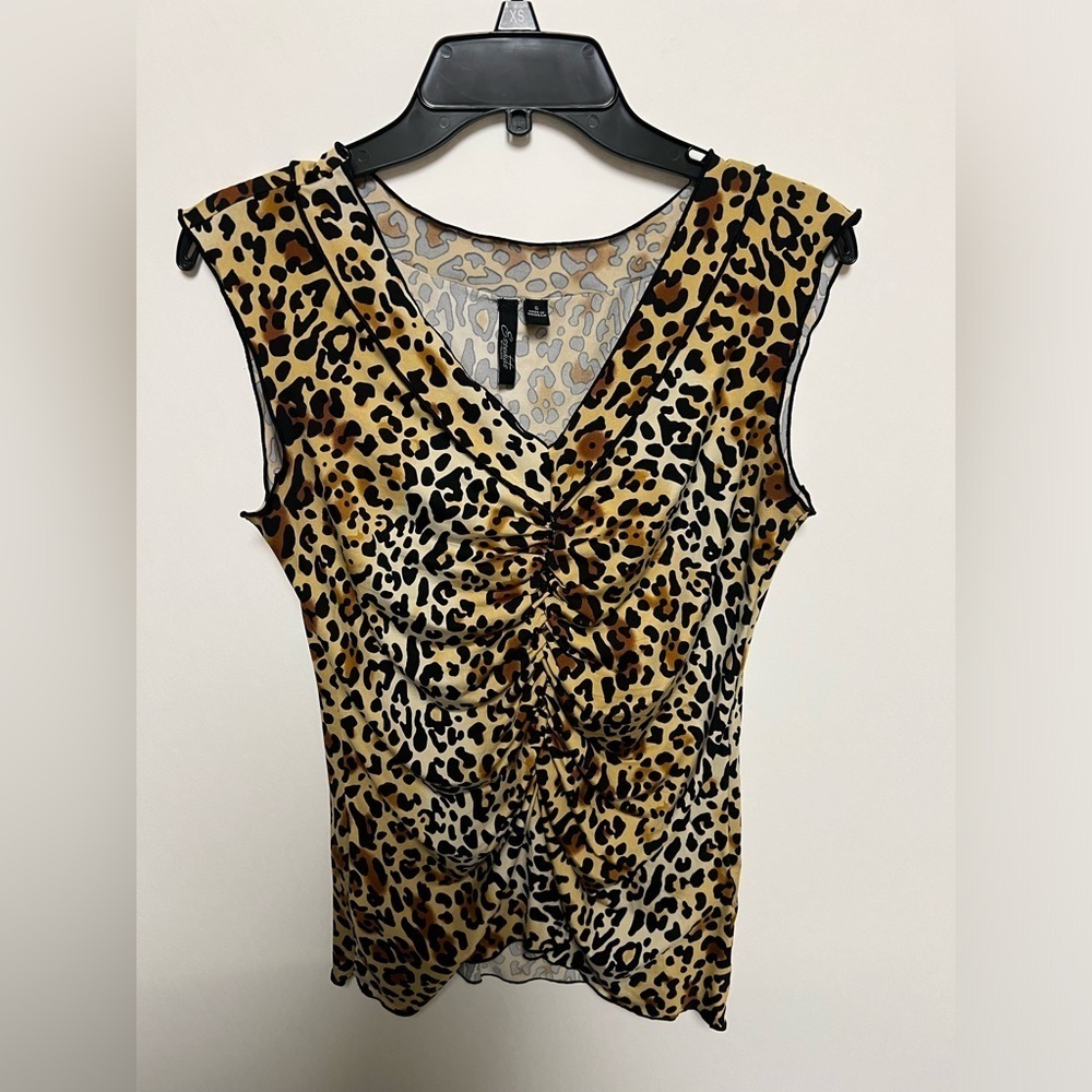 ESSENTIALS BY MILANO ANIMAL PRINT SIZE SMALL SUMMER BLOUSE GATHERED DOWN FRONT